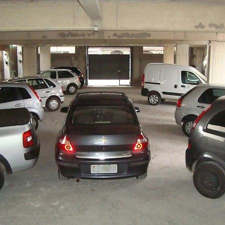 Hotel Perez Pouso Alegre Eksteriør bilde