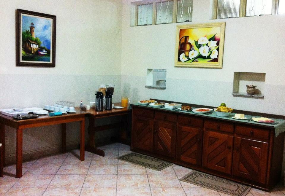 Hotel Perez Pouso Alegre Eksteriør bilde